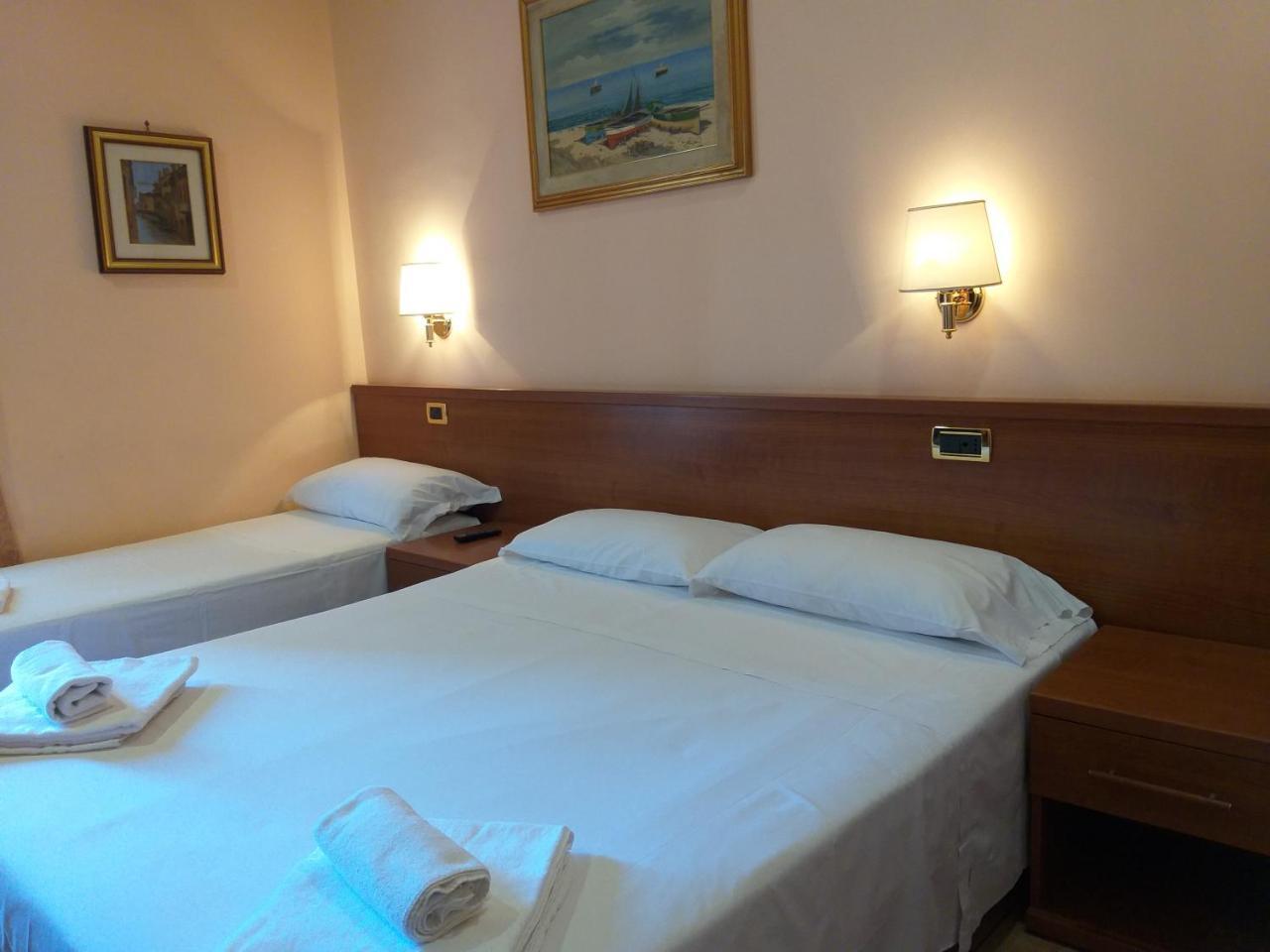 Alex City Inn III Рим Экстерьер фото