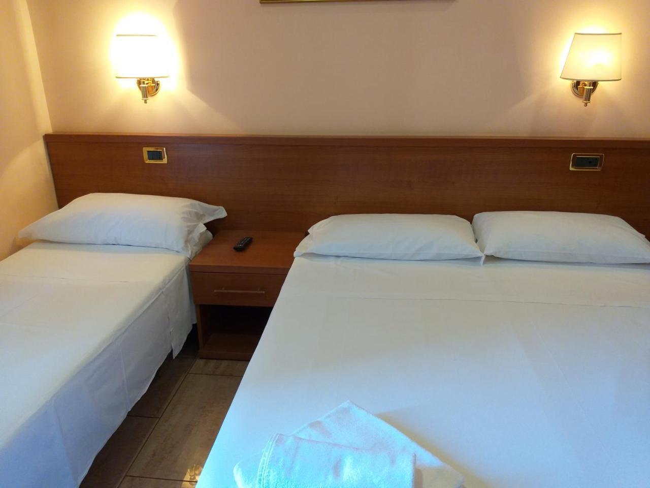 Alex City Inn III Рим Экстерьер фото